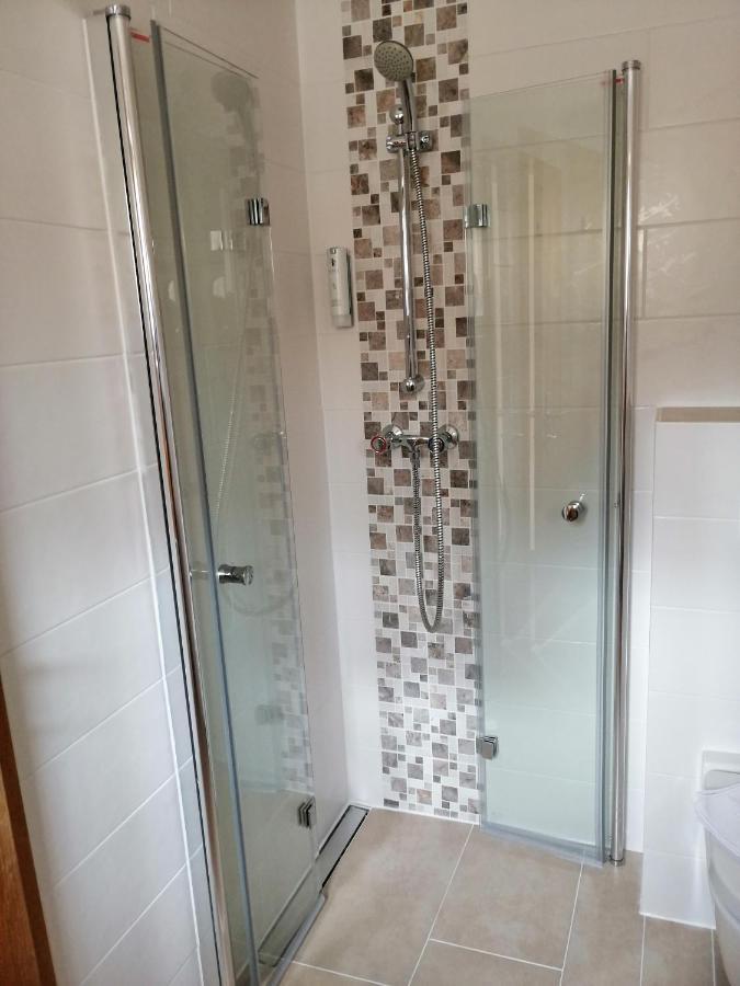נידראו Hotel Christoffel מראה חיצוני תמונה